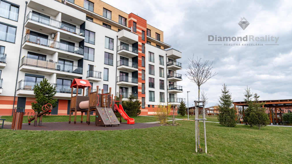Na predaj nadštandardný 4 izbový byt ulica Jelšová, Košice - komplex Panoráma
