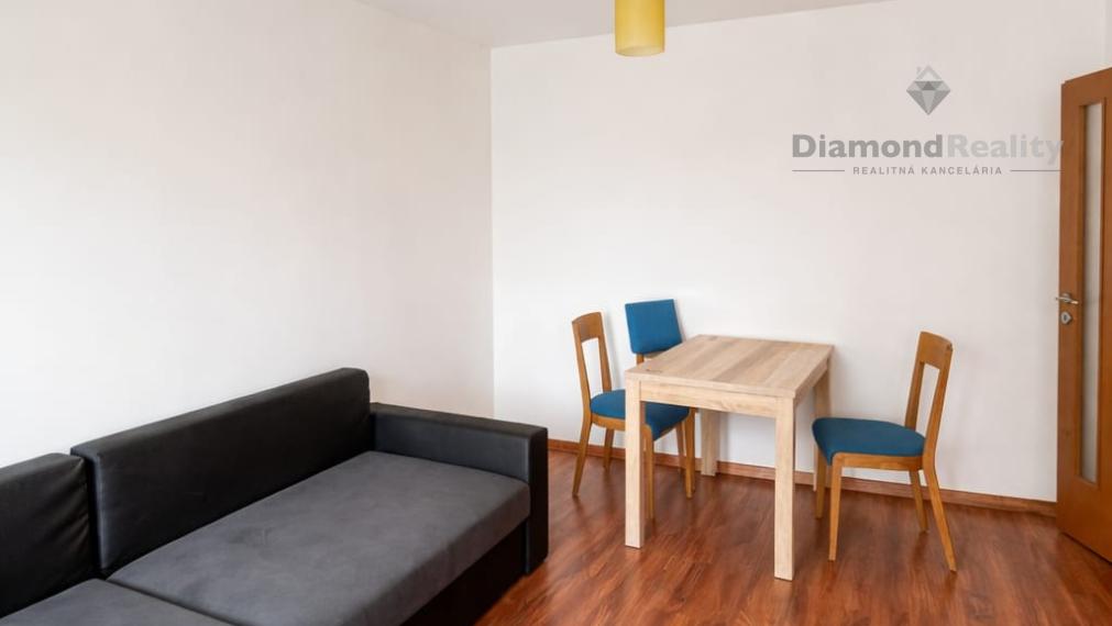 IDEÁLNY DLHODOBÝ PRENÁJOM  - 4-IZBOVÝ, ONDAVSKÁ - rodiny aj študenti