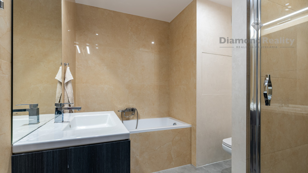 3 izbový byt Krosnianska ulica, Dargovských hrdinov, Košice, Furča