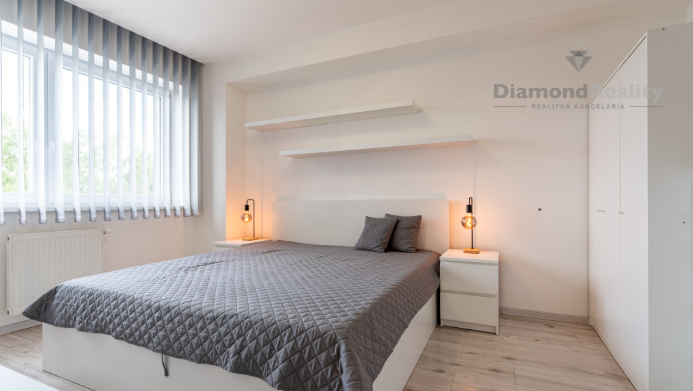 NA PREDAJ 1 IZBOVÝ BYT V MČ ŠACA, Učňovská ulica