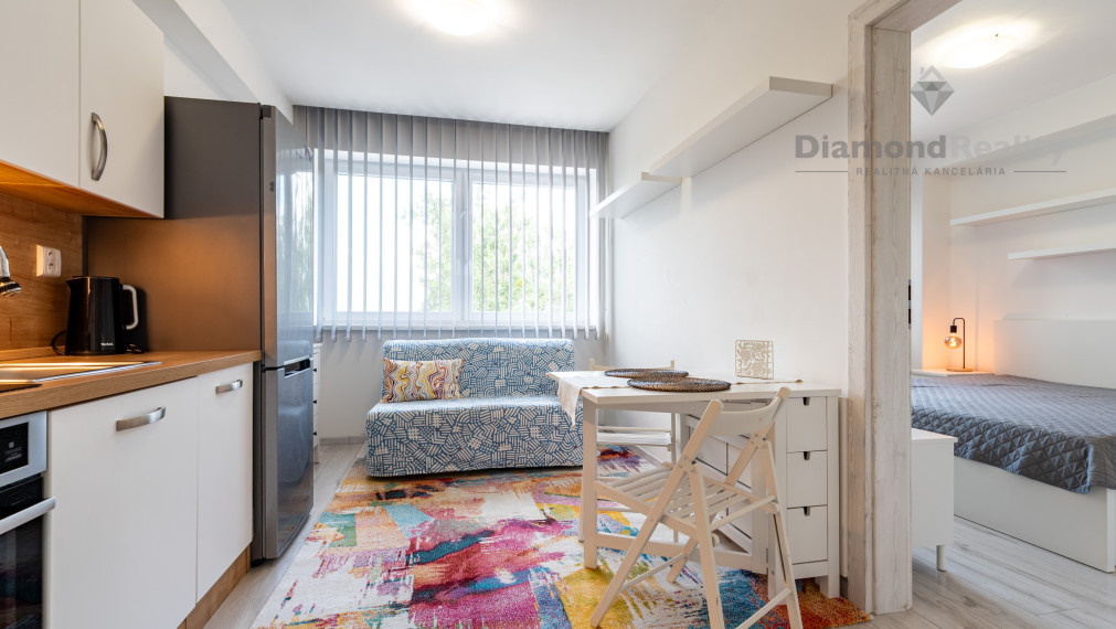 NA PREDAJ 1 IZBOVÝ BYT V MČ ŠACA, Učňovská ulica