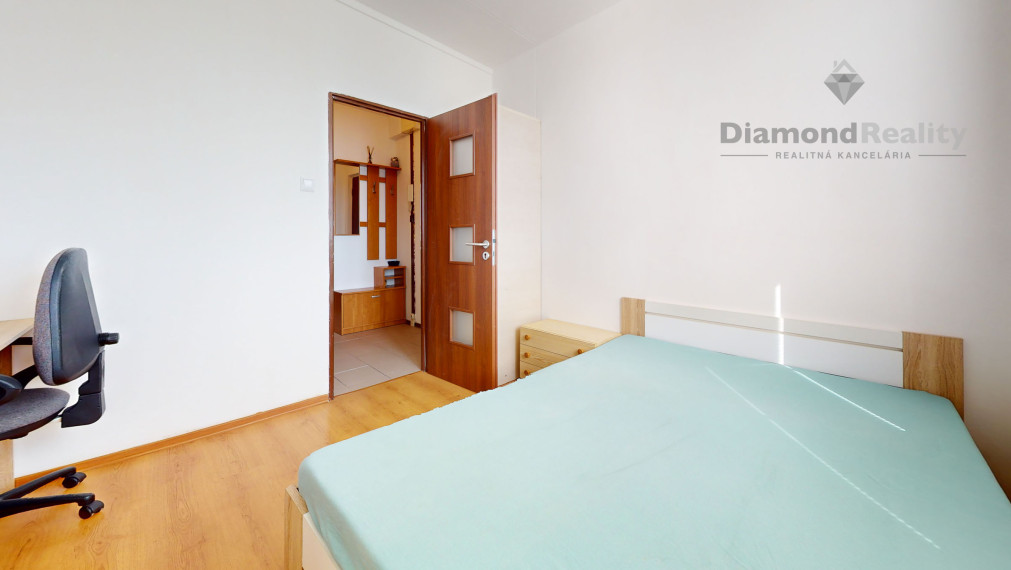 Na predaj 3- izbový byt, sídlisko Železníky, Užhorodská ul. Košice-Juh