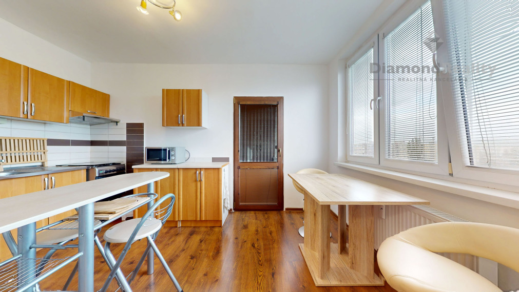 Na predaj 3- izbový byt, sídlisko Železníky, Užhorodská ul. Košice-Juh