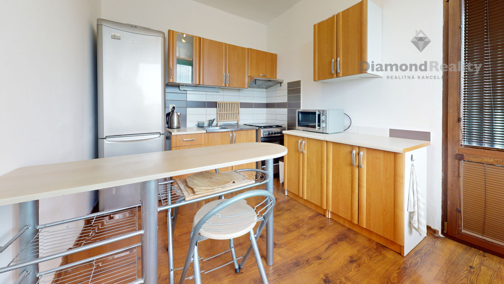 Na predaj 3- izbový byt, sídlisko Železníky, Užhorodská ul. Košice-Juh