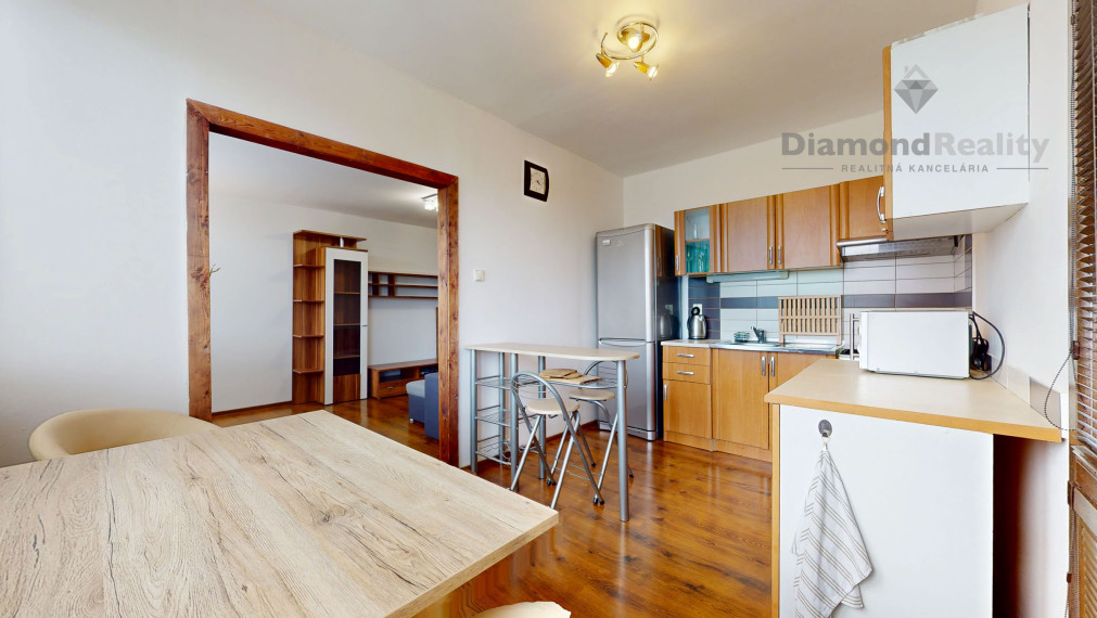 Na predaj 3- izbový byt, sídlisko Železníky, Užhorodská ul. Košice-Juh