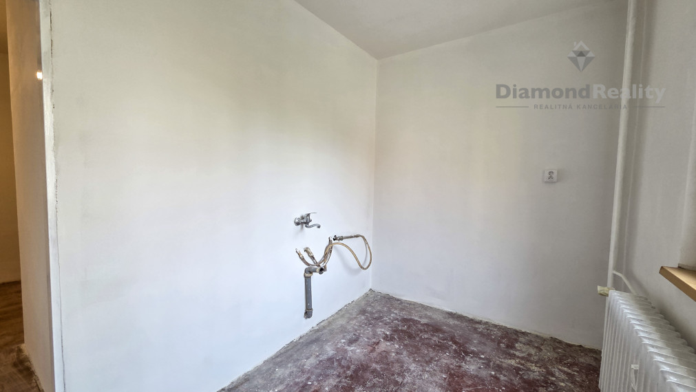 NA PREDAJ 2 IZBOVÝ BYT | 56m² | STARÉ MESTO