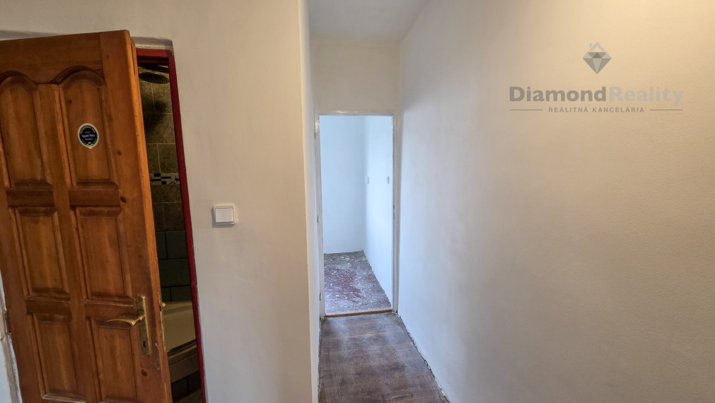 NA PREDAJ 2 IZBOVÝ BYT | 56m² | STARÉ MESTO