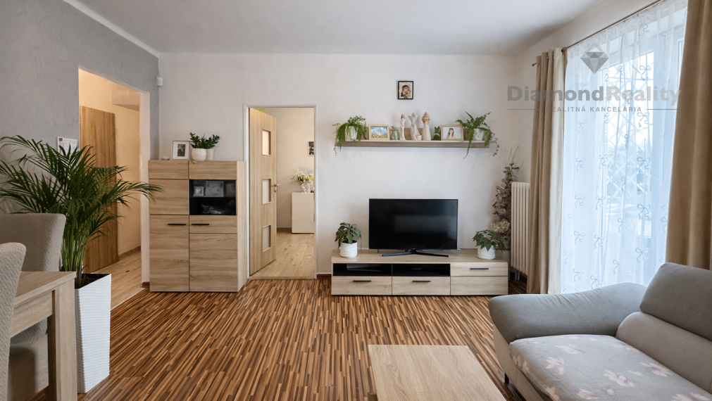 3 izbový byt, Zemplínska Teplica, Hlavná ulica + garáž