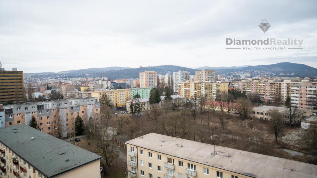 Na predaj 3-izbový byt s lodžiou, Alvinczyho ulica, Košice - Sever