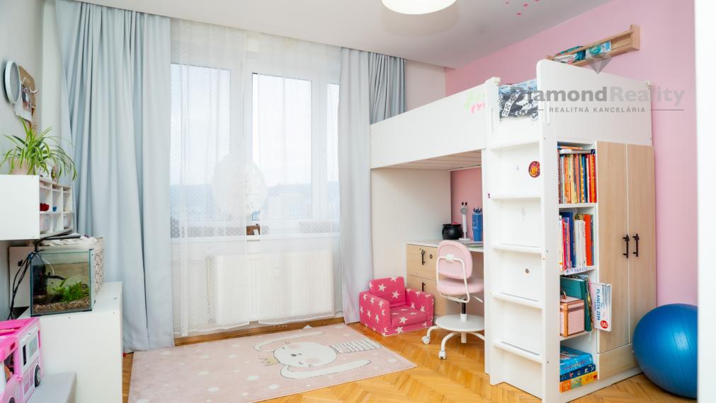 Na predaj 3-izbový byt s lodžiou, Alvinczyho ulica, Košice - Sever