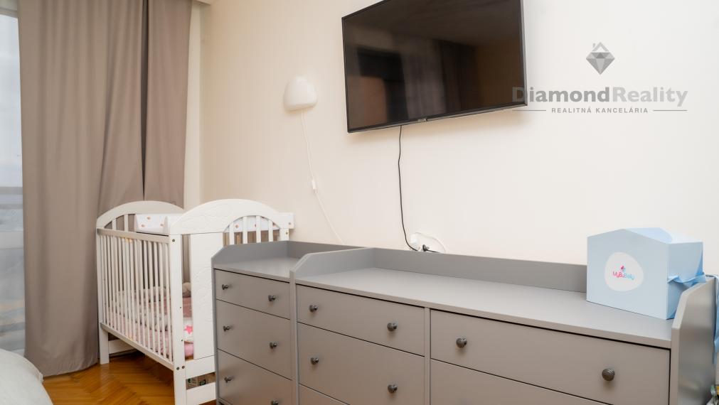 Na predaj 3-izbový byt s lodžiou, Alvinczyho ulica, Košice - Sever