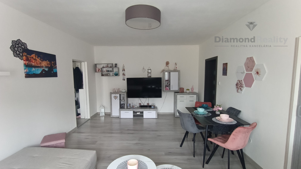 Na predaj štýlový 2 izbový byt Nitra - kompletne zrekonštruovaný