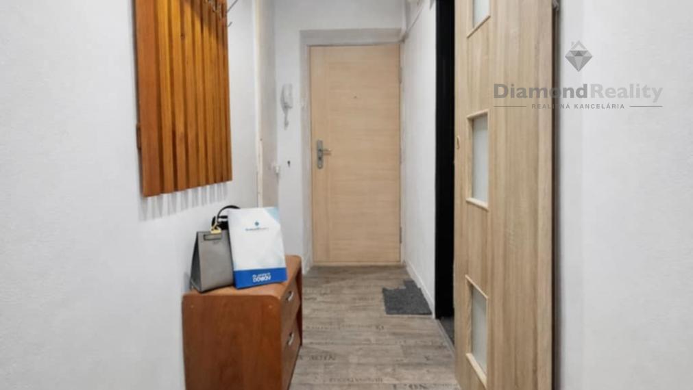 Na predaj 2 izbový byt, ulica Zlatá, Vargove pole, Rožňava