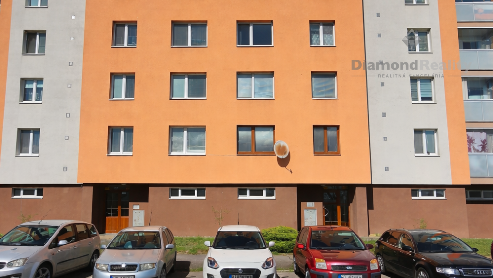 Na predaj 3-izbový byt nachádzajúci sa v meste Sobrance, ulica Tyršova