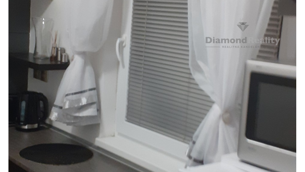 Na prenájom pekný zariadený 1 izbový byt Clementisova Trnava.