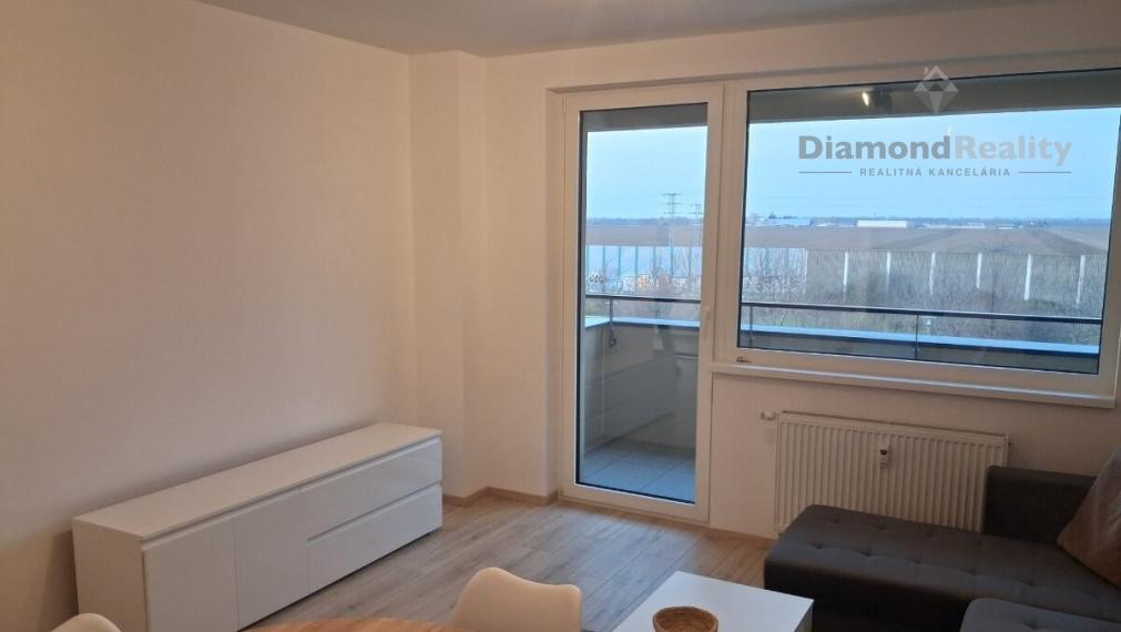 Na prenájom 2 izbový byt balkón, novostavba Arboria, Trnava