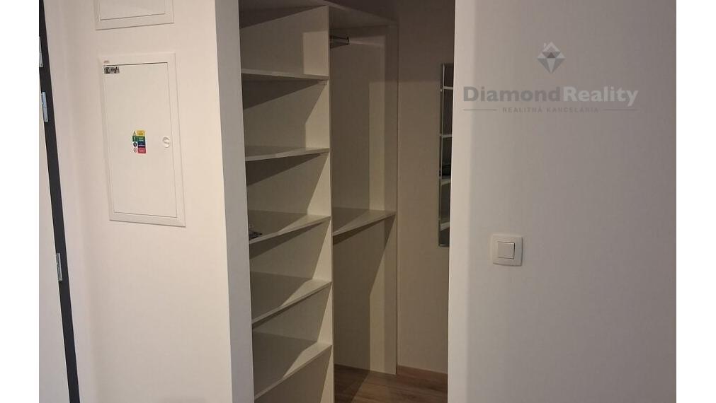 Na prenájom 2 izbový byt balkón, novostavba Arboria, Trnava