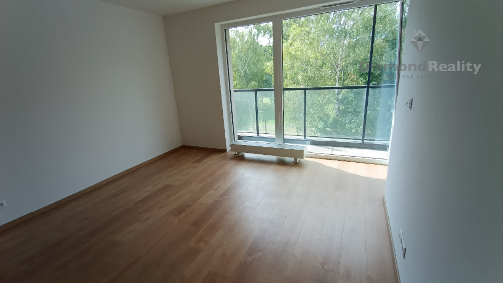 Na prenájom 2 izbový byt Nitra Brezový háj