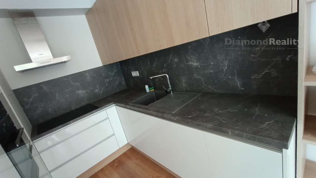 Na prenájom 2 izbový byt Nitra Brezový háj