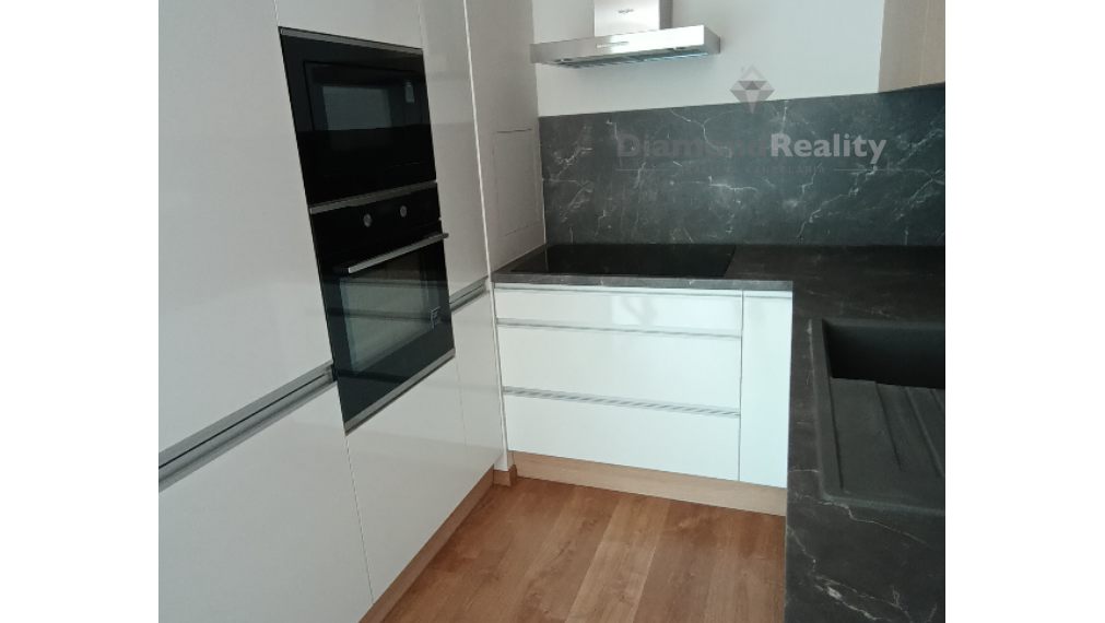 Na prenájom 2 izbový byt Nitra Brezový háj