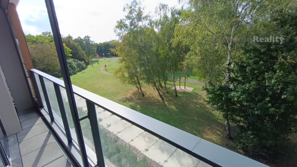 Na prenájom 2 izbový byt Nitra Brezový háj