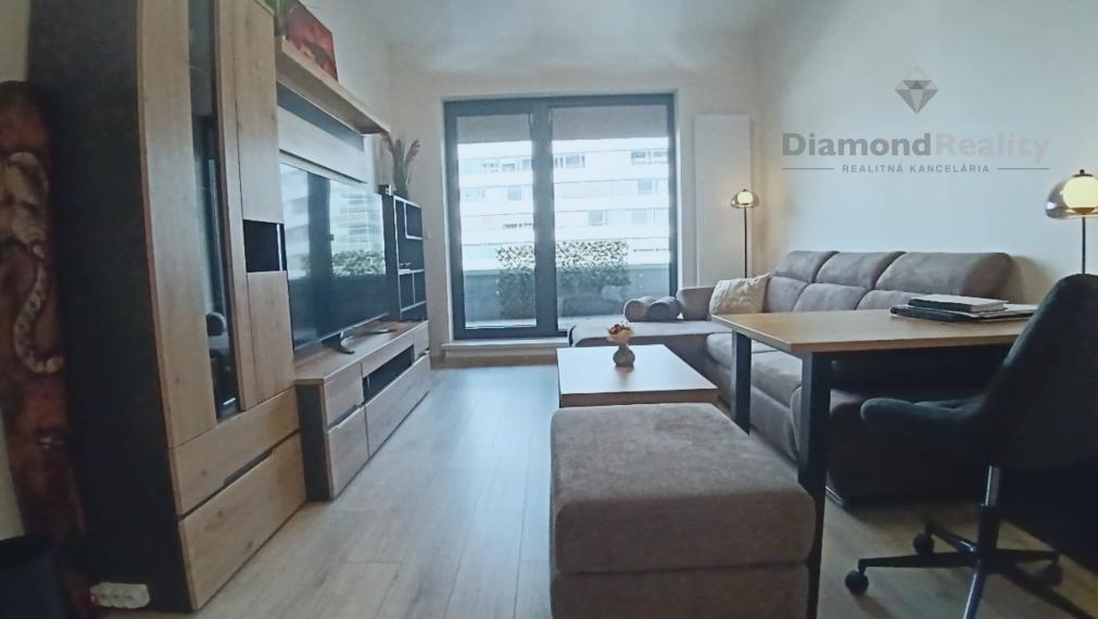 Na prenájom 2 izbový byt, Žriedlová ulica, Cassovar -Košice