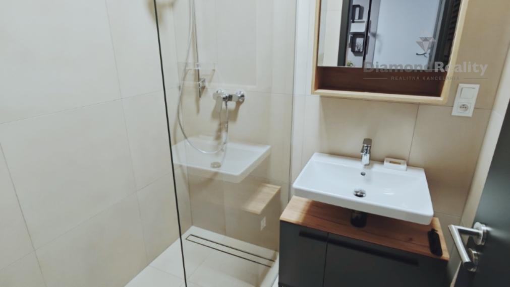 Na prenájom 2 izbový byt, Žriedlová ulica, Cassovar -Košice