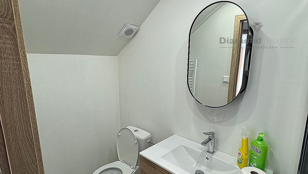 Na prenájom 3 izbový mezonet, v rodinnom dome, Jasná, Trnava.