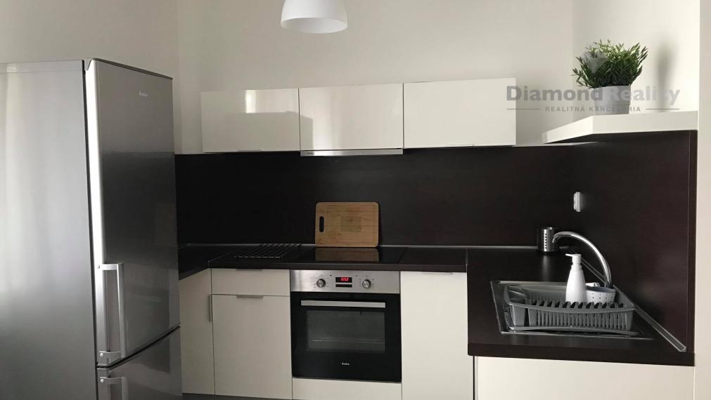 Na prenájom zariadený 1 izbový byt novostav Nevädzova Trnava.