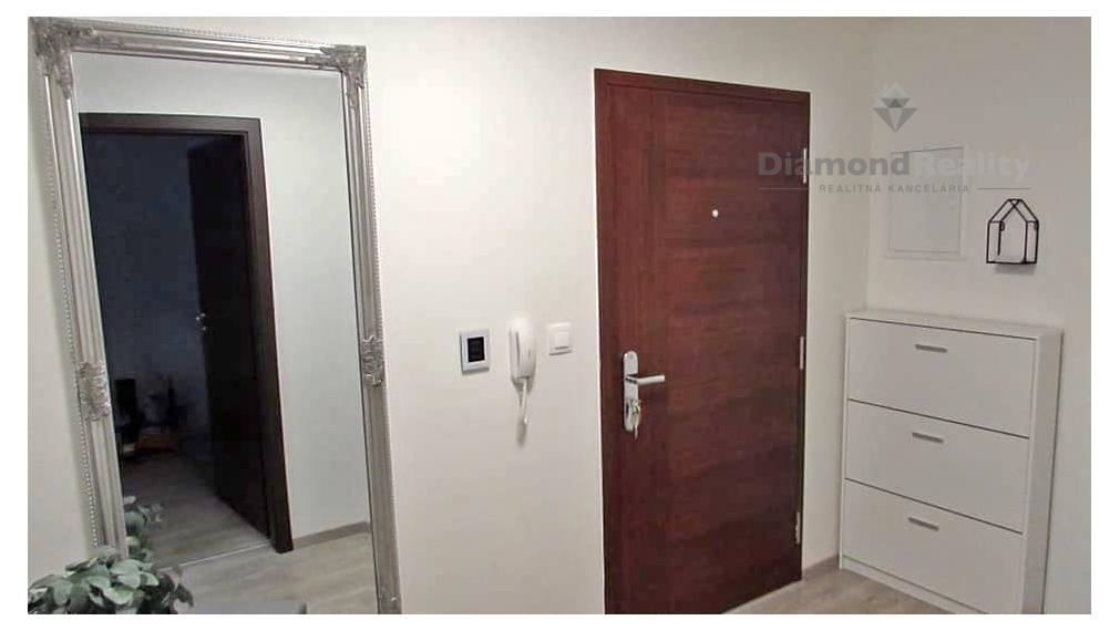 Na prenájom zariadený 1 izbový byt novostav Nevädzova Trnava.