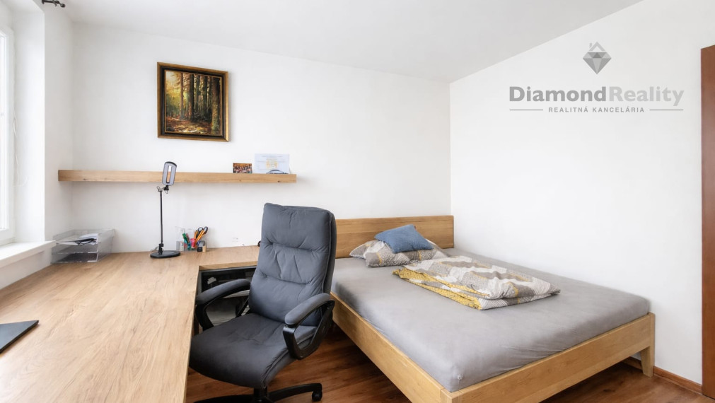 IDEÁLNY DLHODOBÝ PRENÁJOM  - 4-IZBOVÝ, ONDAVSKÁ - rodiny aj študenti