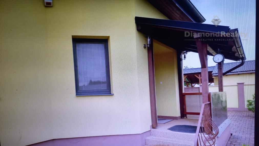 Na prenájom rodinný dom Nitra - Janíkovce