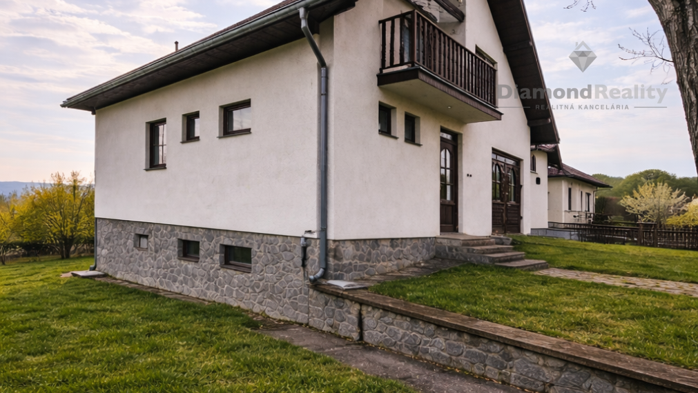 Priestranný rodinný dom Zemplínska Teplica.