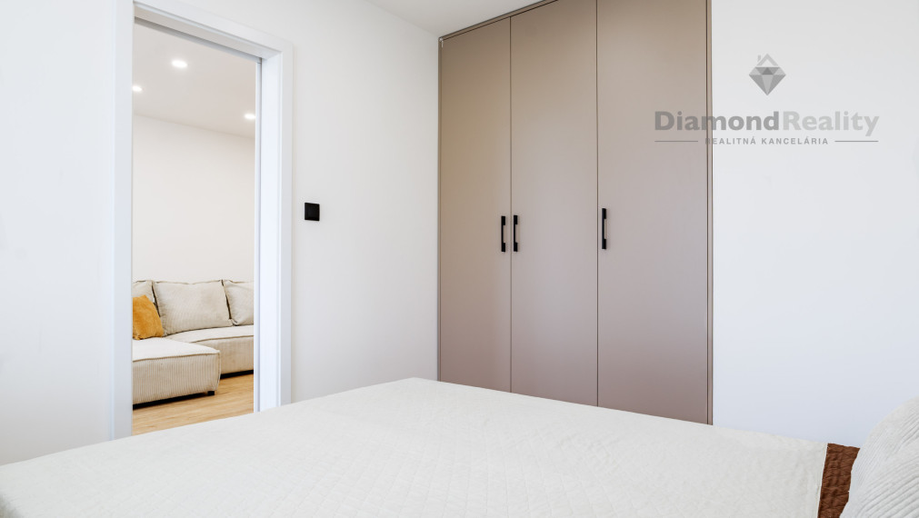 Na predaj 1,5 izbový byt po kompletnej rekonštrukcii, Bernolákova ulica, Košice - Západ