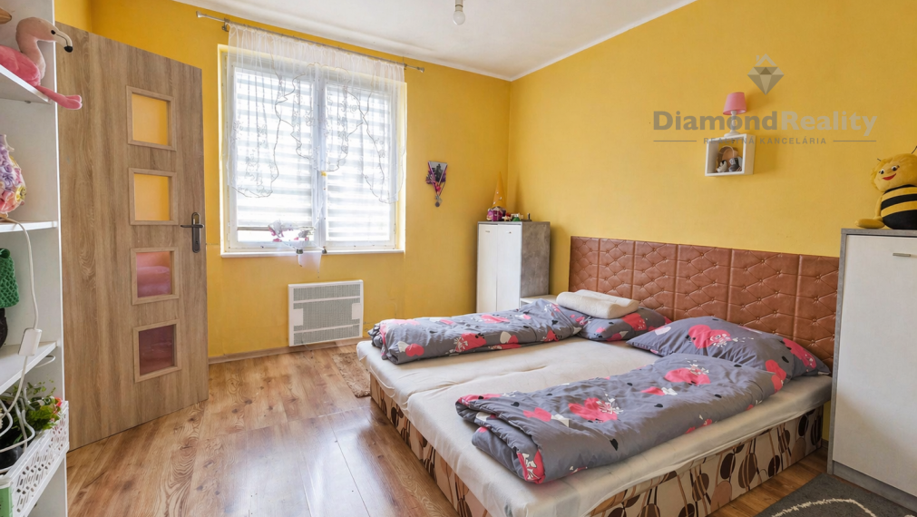 NA PREDAJ 3 IZBOVÝ BYT PO REKONŠTRUKCII | 64 m² | PRAKOVCE