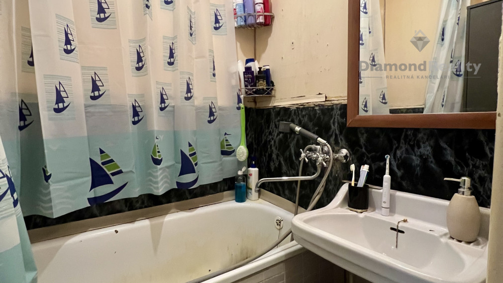 NA PREDAJ 3-IZB BYT V TOP LOKALITE, KE-ŠACA-ŽELEZIARENSKÁ 29