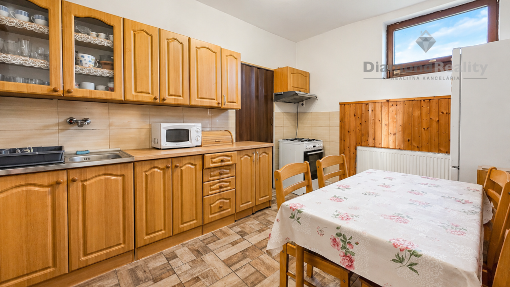 NA PREDAJ PRIESTRANNÝ MLADŠÍ RODINNÝ DOM | TORNAĽA