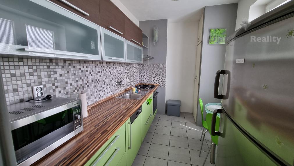REZERVOVANÉ - 2 izbový tehlový byt na ulici Štúrova, Sečovce