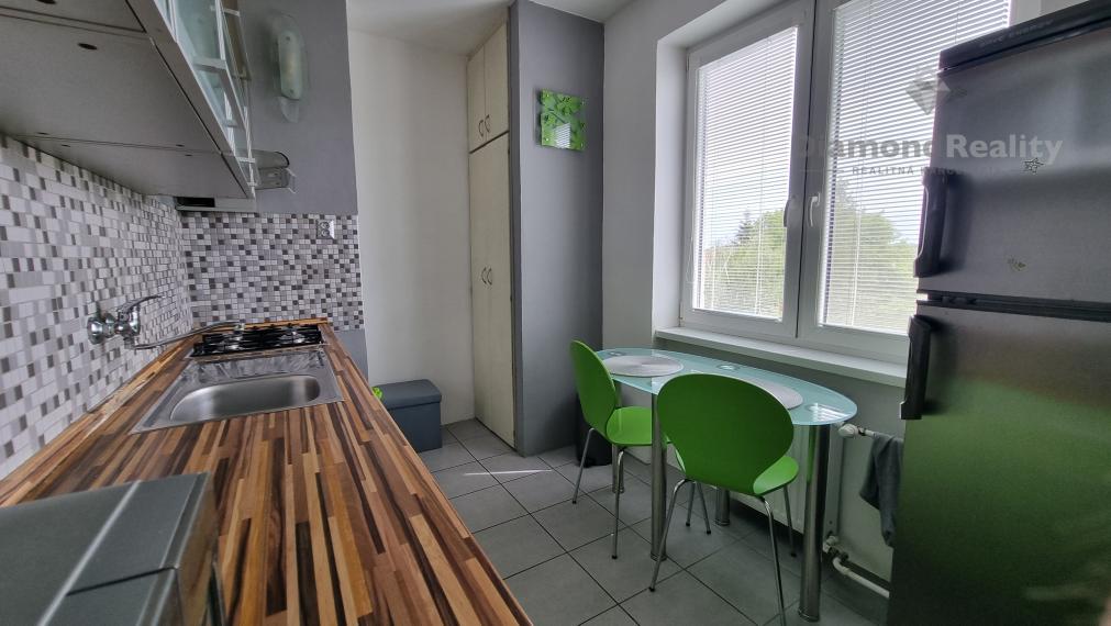 REZERVOVANÉ - 2 izbový tehlový byt na ulici Štúrova, Sečovce