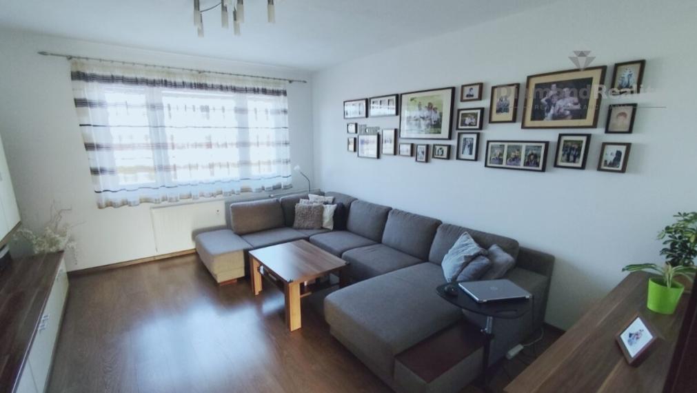 Na predaj 3 izbový byt ,Denešova ulica, Košice - KVP