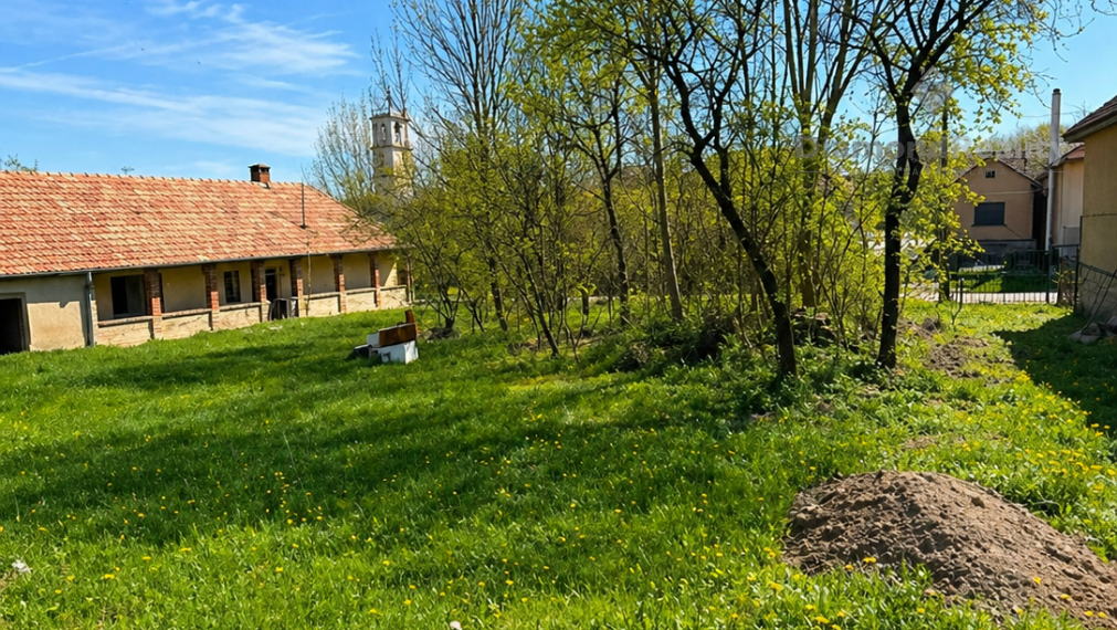 Pozemok na predaj v Maďarsku v obci Felsőtelekes s rozlohou pozemku 6800m2.
