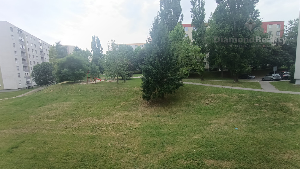 Prenájom veľkého 2-izbového bytu – Nitra, Klokočina za Kauflandom