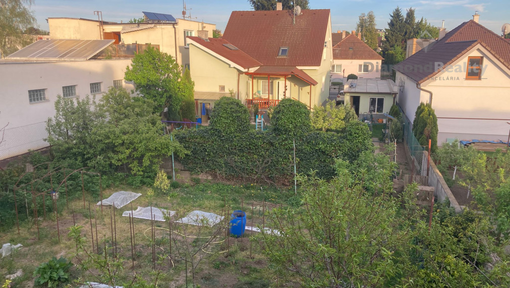 Na prenájom samostatný novozariadený rodinný dom Hrnčiarovce.