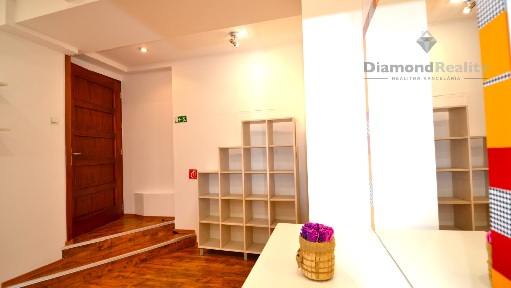 Kancelária, butik, prevádzka, apartmán, Košice-Staré Mesto