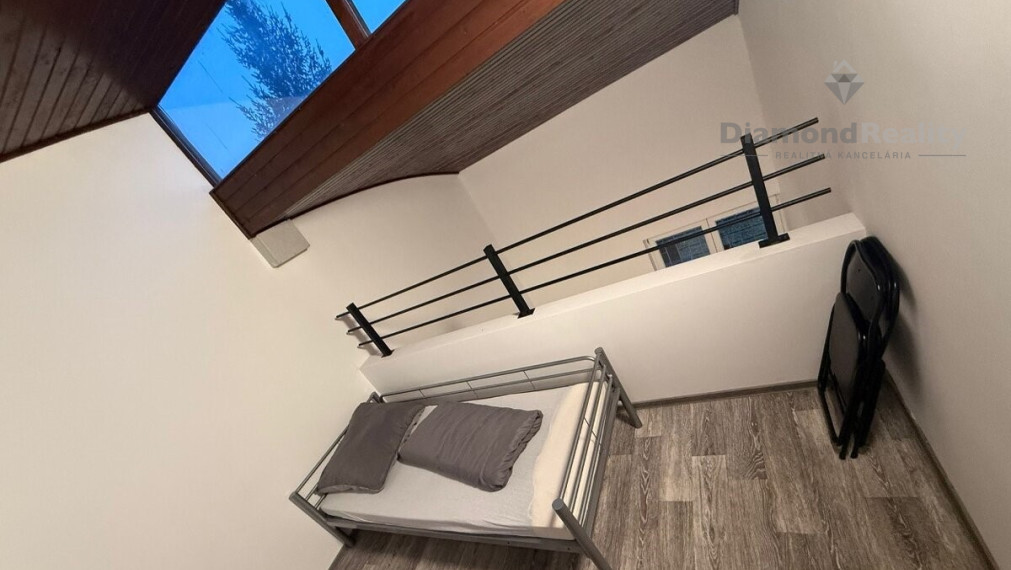 Na prenájom apartmány, ubytovňa Senec