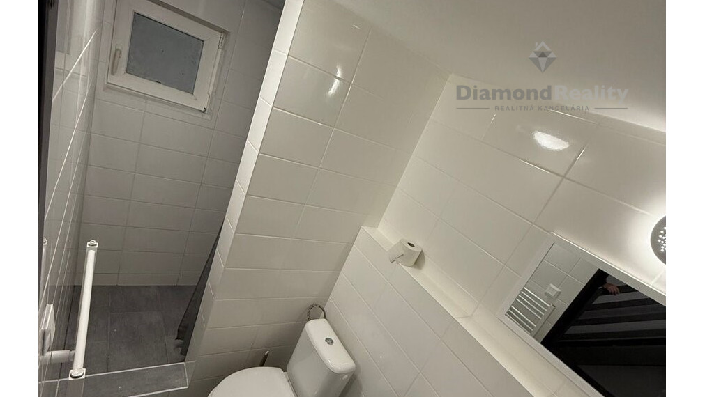 Na prenájom apartmány, ubytovňa Senec