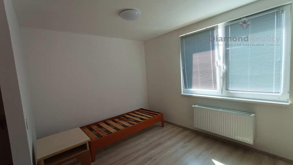 REZERVOVANÉ!Na prenájom 1 izbový byt Slepčany