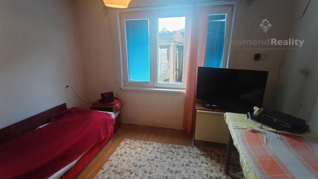 RODINNÝ DOM S VEĽKÝM POZEMKOM 1137 m² VO VINODOLE