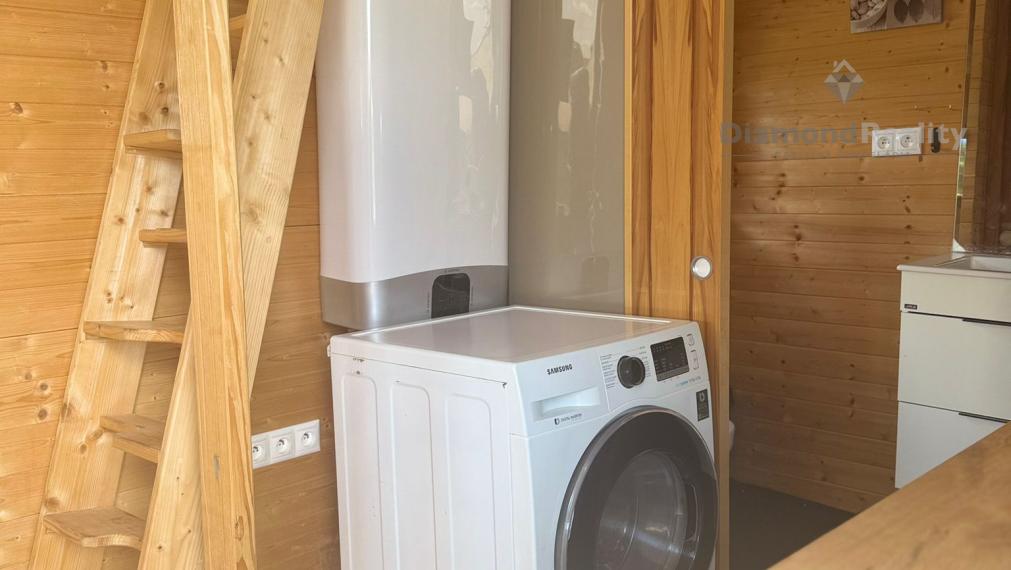Na prenájom 20 m2 domček Hlohovec