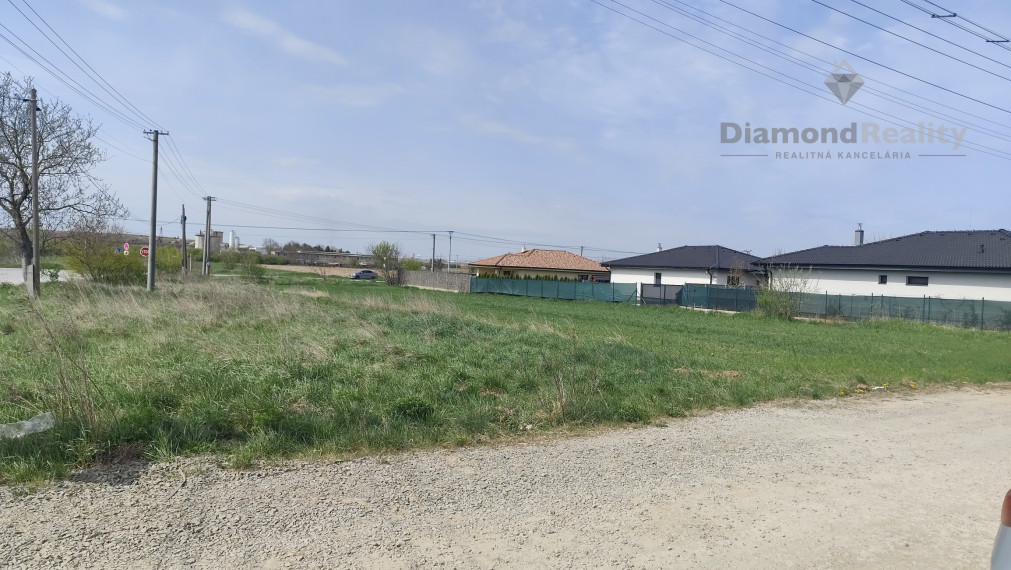 Na predaj pozemok na výstavbu RD – Geča (Košice okolie) 565 m2 – SUPER CENA